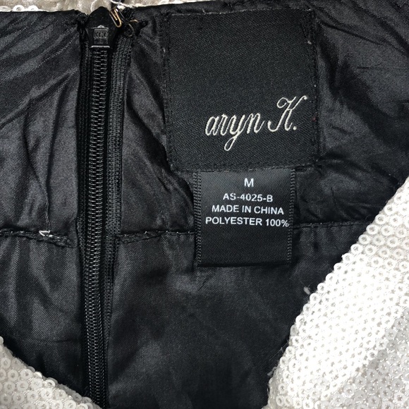 White Sequin Mini Skirt - Picture 4 of 4